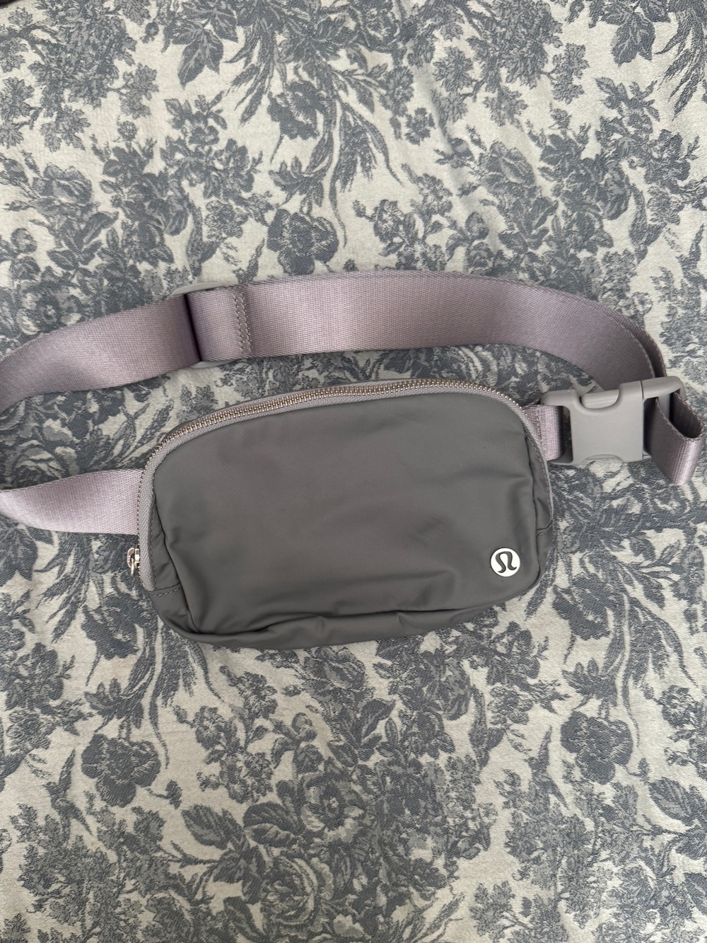 Lululemon Belt Bag Crossbody Everywhere Bag
